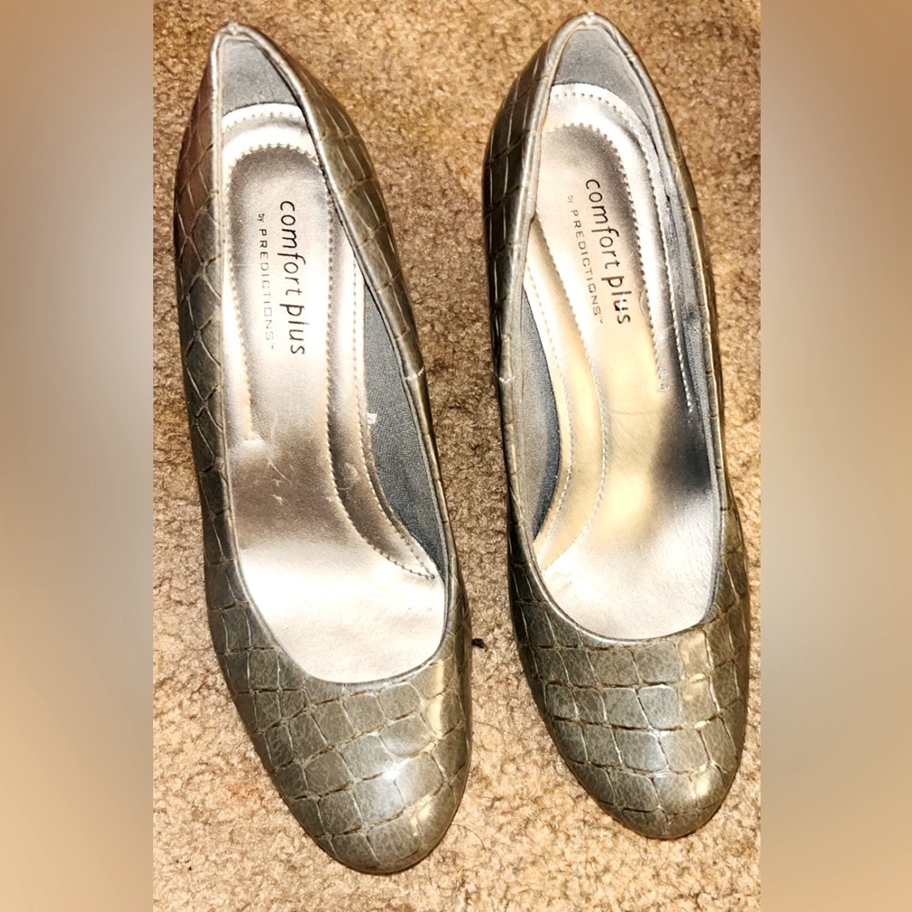 ✨ Elegant Gray High Heels❣️